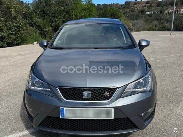 Usado Seat Ibiza FR 143 CV (105 kW) 2013 Gris / plata Berlina