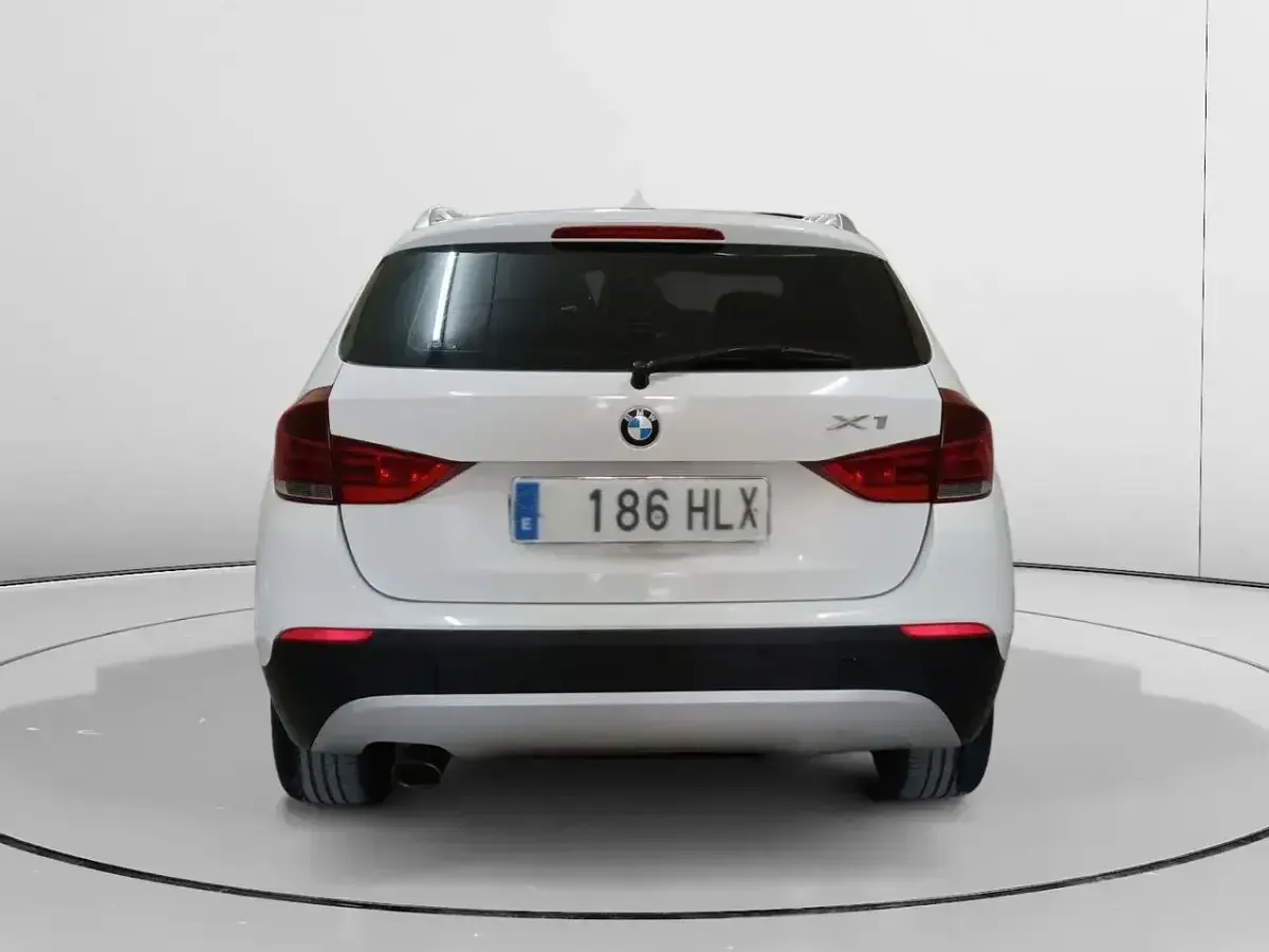 Usado BMW X1 xLine 143 CV (105 kW) 2012 Blanco SUV