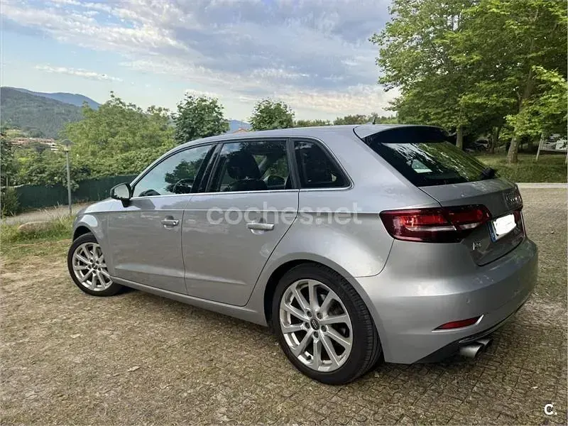Usado Audi A3 Sport 190 CV (139 kW) 2017 Gris / plata Berlina