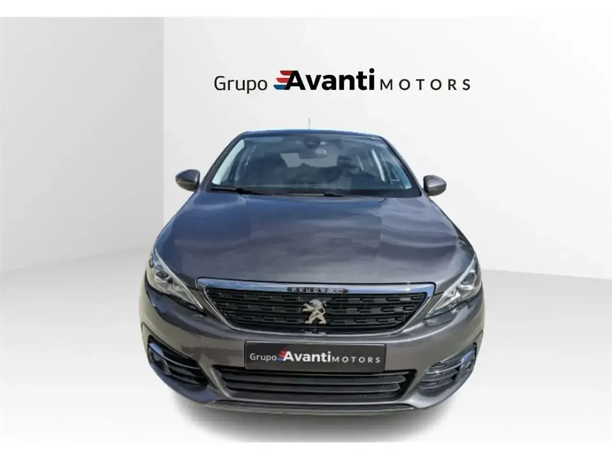 Usado Peugeot 308 Style 131 CV (96 kW) 2019 Gris Berlina