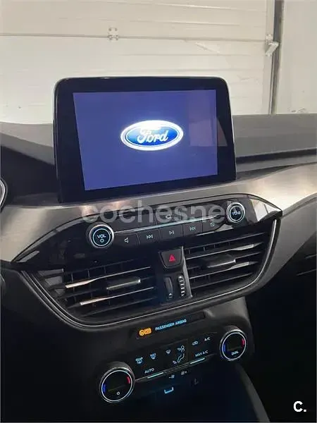 Usado Ford Kuga Titanium 120 CV (88 kW) 2020 Blanco SUV