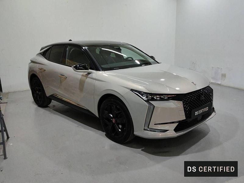 Usado DS Automobiles DS4 Performance Line Plus 130 CV (95 kW) 2023 Gris / plata Berlina