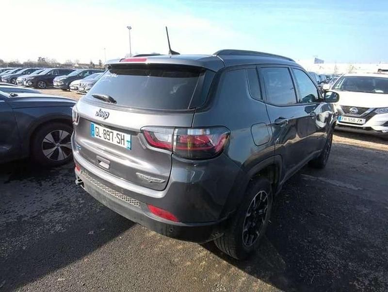 Usado Jeep Compass Trailhawk 241 CV (177 kW) 2023 Gris SUV
