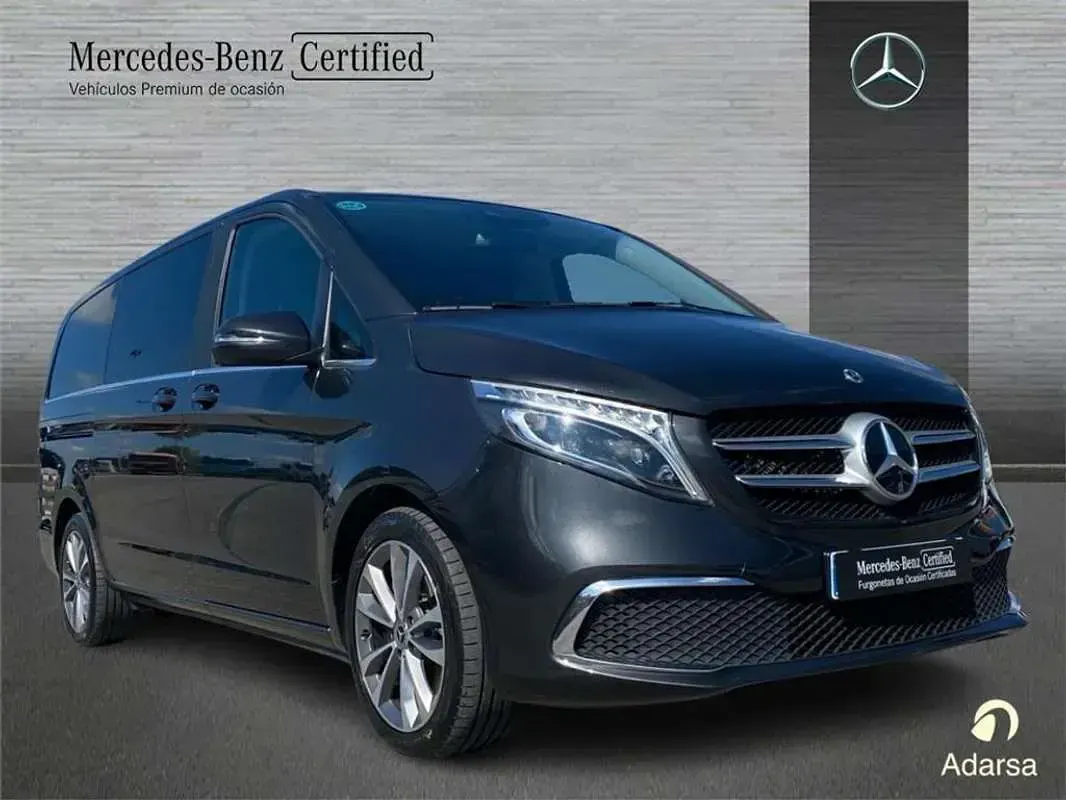 Usado Mercedes V250 Avantgarde 190 CV (139 kW) 2022 Monovolumen