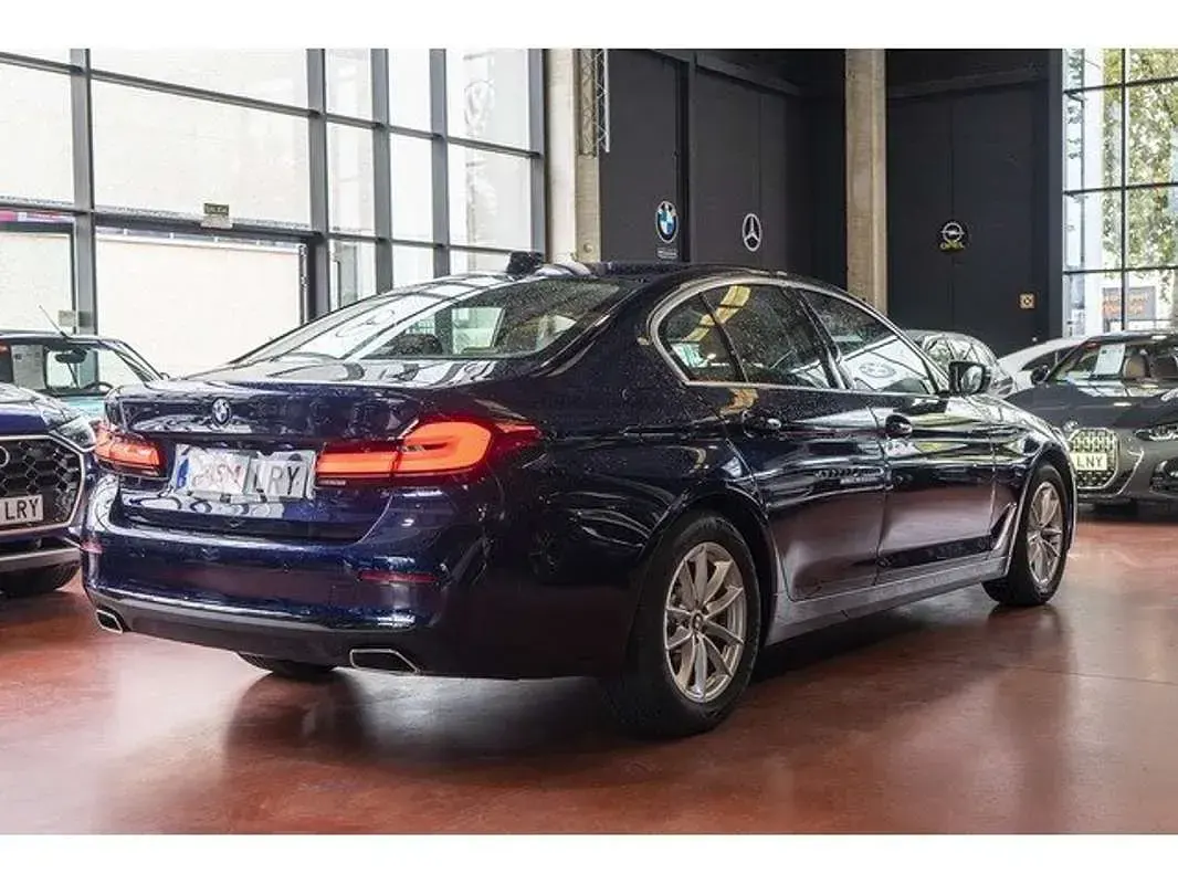 Occasion BMW 520 Sport Line 190 PK (139 kW) 2021 Blauw Sedan