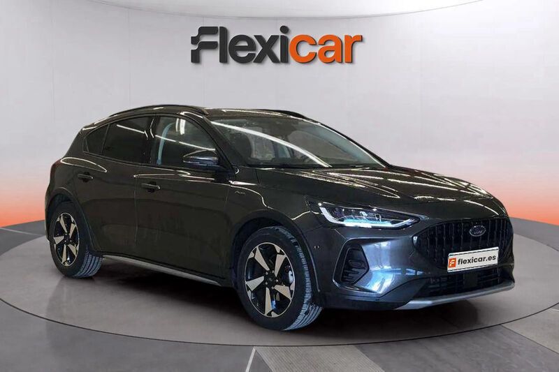 Gris Usado 2023 Ford Focus Active Berlina | 15.470 € (Super precio) - Imagen 1/4