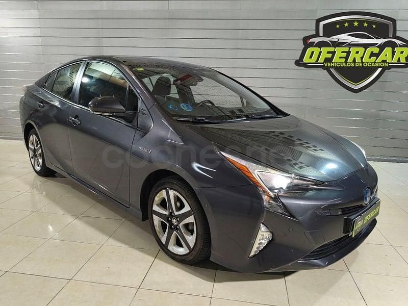 Begagnad Toyota Prius 122 HK (89 kW) 2019 Grå Halvkombi