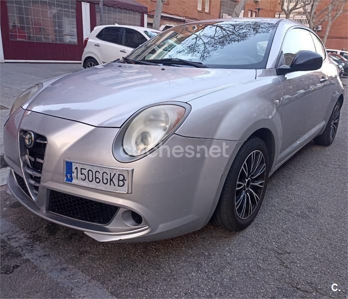 Gris / plata Usado 2008 Alfa Romeo MiTo Utilitario | 3399 € (Precio justo) - Imagen 1/4