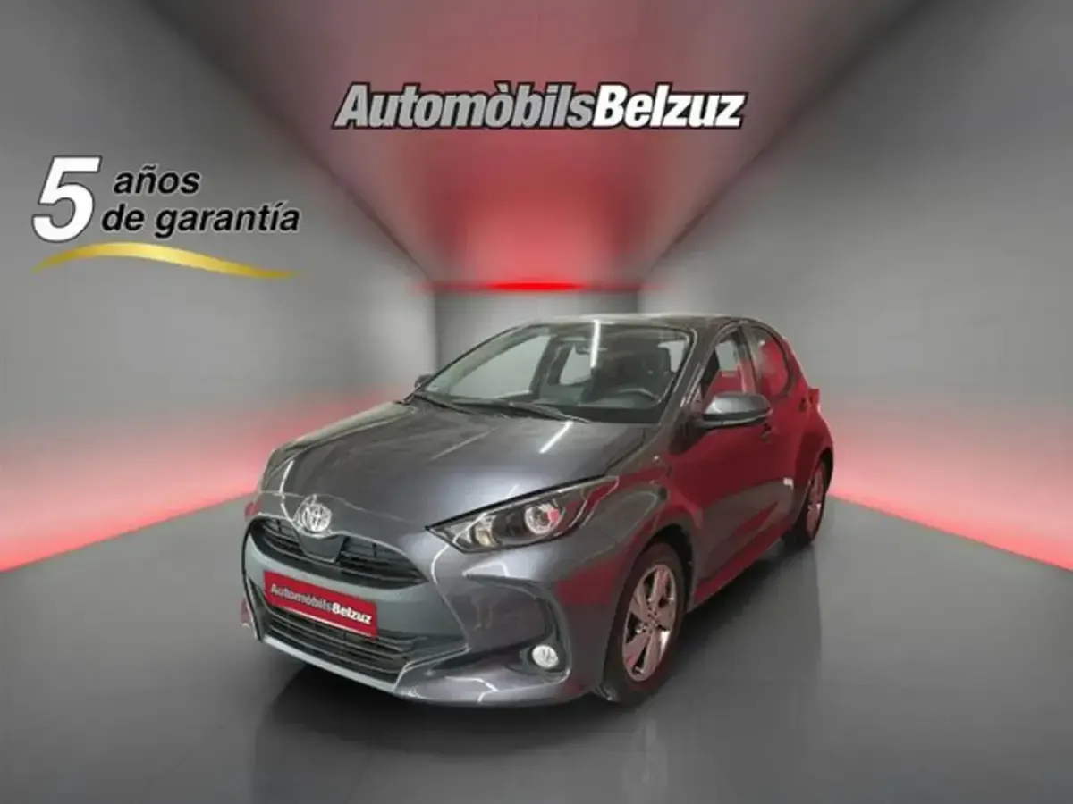 Usado Toyota Yaris Business Edition 116 CV (85 kW) 2024 Utilitario