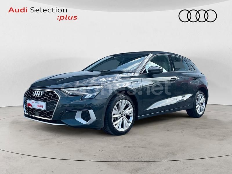 Gris / plata Usado 2024 Audi A3 Advanced Plus Berlina | 36.900 € (Precio justo) - Imagen 1/4