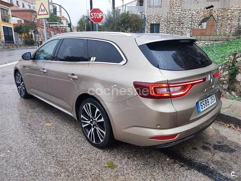 Usado Renault Talisman Initiale 160 CV (117 kW) 2016 Beige Familiar