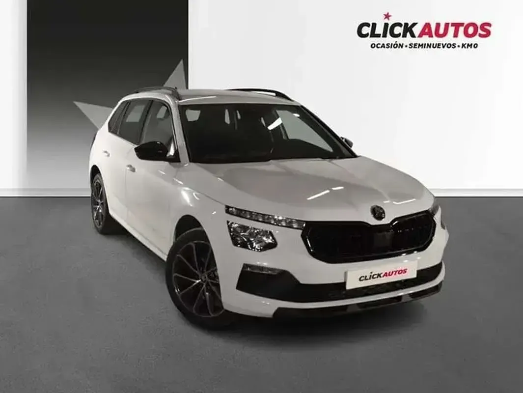 Usado Skoda Kamiq Sport 116 CV (85 kW) 2025 Blanco SUV
