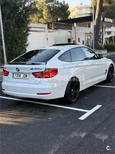 Usado BMW 320 Gran Turismo Comfort Edition 184 CV (135 kW) 2015 Blanco Berlina