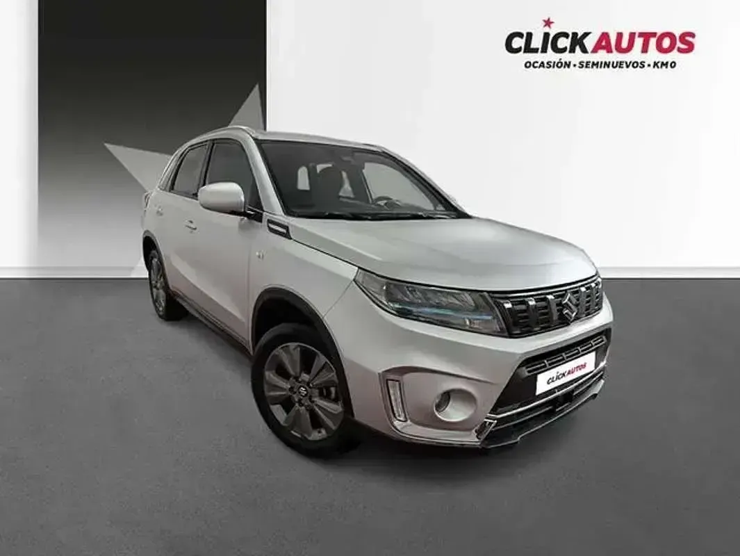 Usado Suzuki Vitara 129 CV (94 kW) 2024 Plateado SUV