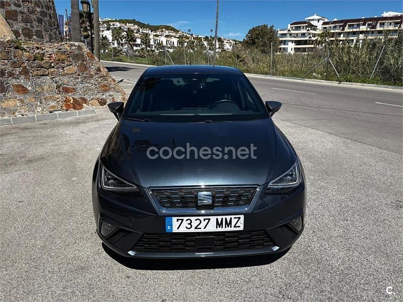 Usado Seat Ibiza 110 CV (80 kW) 2024 Gris / plata Utilitario