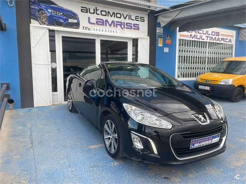 Usado Peugeot 308 CC Active 115 CV (84 kW) 2014 Negro Descapotable