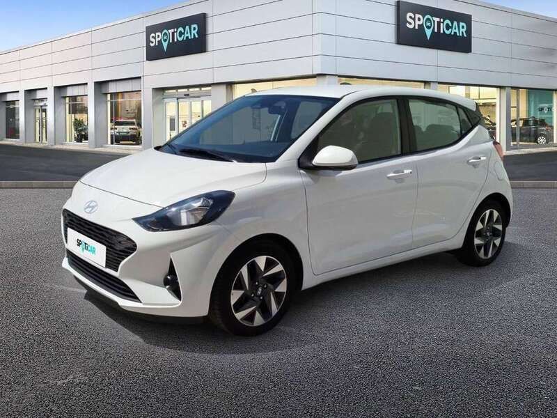 Blanco Usado 2024 Hyundai i10 Utilitario | 14.190 € (Precio justo) - Imagen 1/4