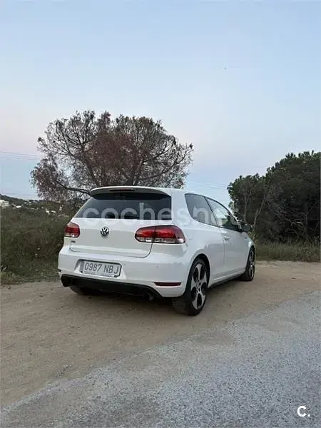 Usado VW Golf VI GTI 210 CV (154 kW) 2010 Blanco Utilitario