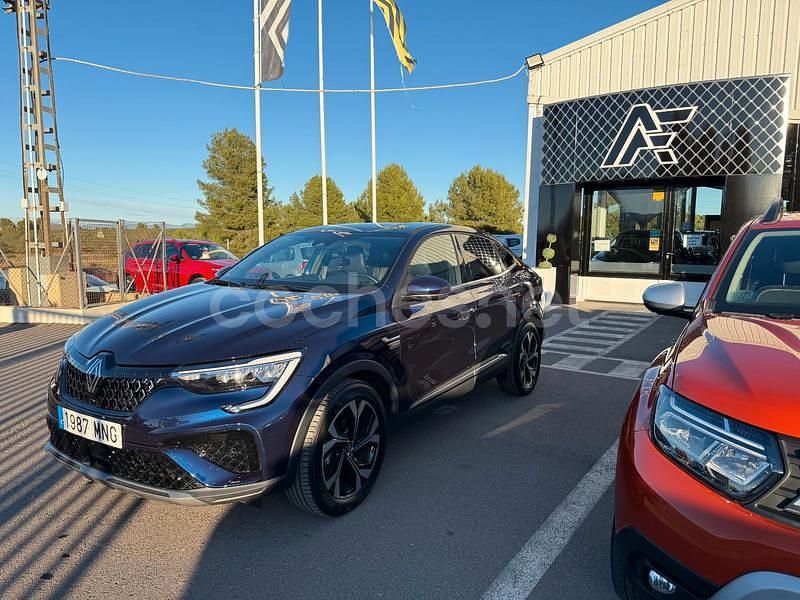 Usado Renault Arkana Techno 140 CV (102 kW) 2024 Azul SUV