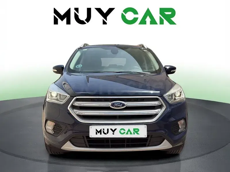 Usado Ford Kuga Trend 120 CV (88 kW) 2018 Azul SUV