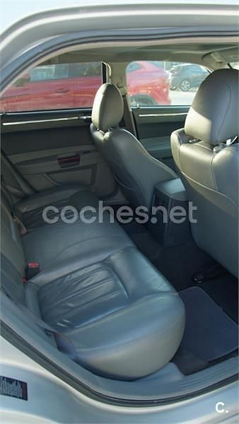 Usado Chrysler 300C Touring 253 CV (186 kW) 2006 Gris / plata Familiar