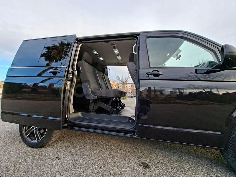 Usado VW Caravelle Comfortline 150 CV (110 kW) 2016 Negro Van