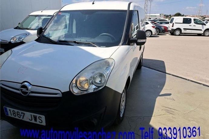 Blanco Usado 2017 Opel Combo Monovolumen | 6980 € (Super precio) - Imagen 1/4