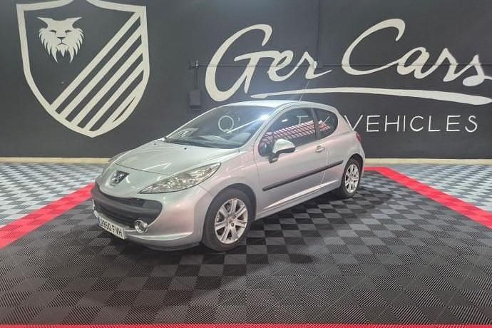 Gris / plata Usado 2007 Peugeot 207 Berlina | 4195 € (Precio justo) - Imagen 1/4