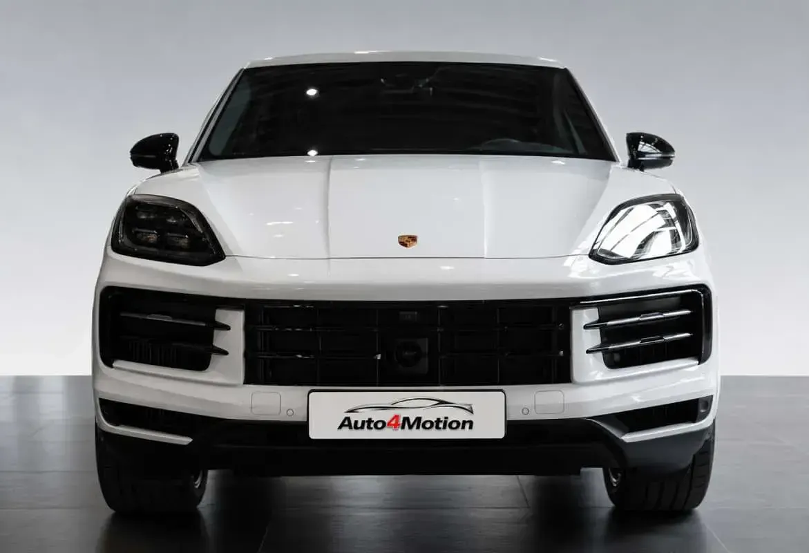 Usado Porsche Cayenne 519 CV (381 kW) 2024 Blanco SUV
