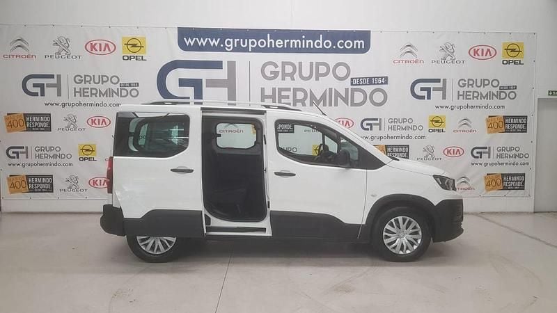 Usado Peugeot Rifter Access 101 CV (74 kW) 2019 Blanco Monovolumen