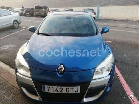Azul Usado 2010 Renault Mégane Dynamique Berlina | 6990 € (Precio justo) - Imagen 1/4