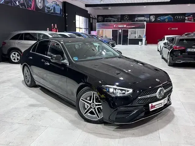 Usado Mercedes C200 204 CV (150 kW) 2023 Negro Berlina