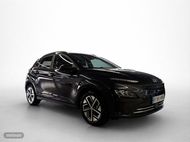 Negro Usado 2024 Hyundai Kona Style SUV | 38.500 € - Imagen 1/4