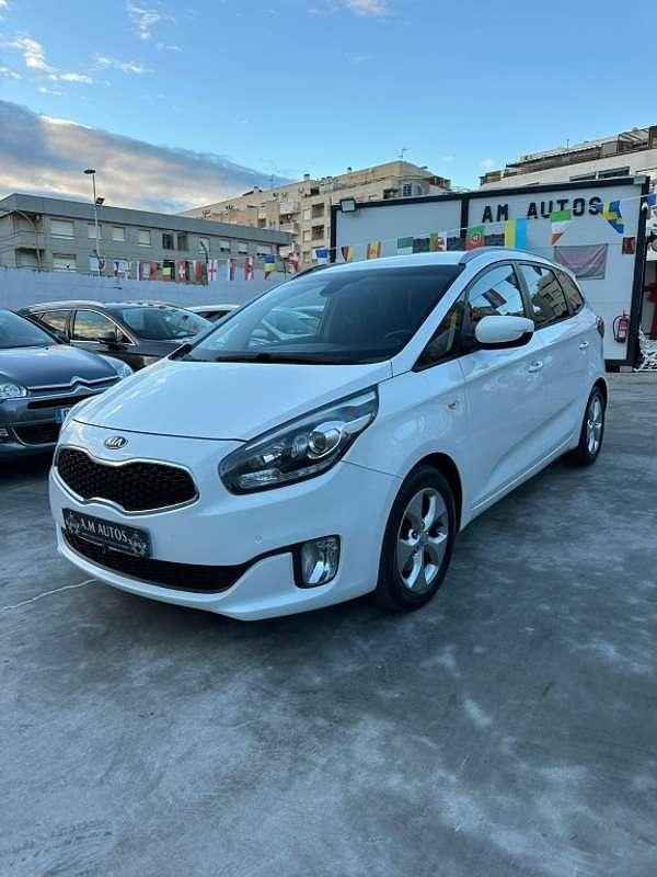 Negro Usado 2014 Kia Carens Monovolumen | 7950 € (Precio justo) - Imagen 1/4