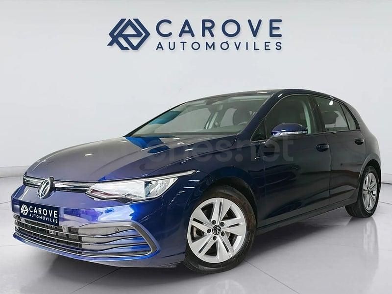 Usado VW Golf VIII Life 110 CV (80 kW) 2023 Azul Berlina