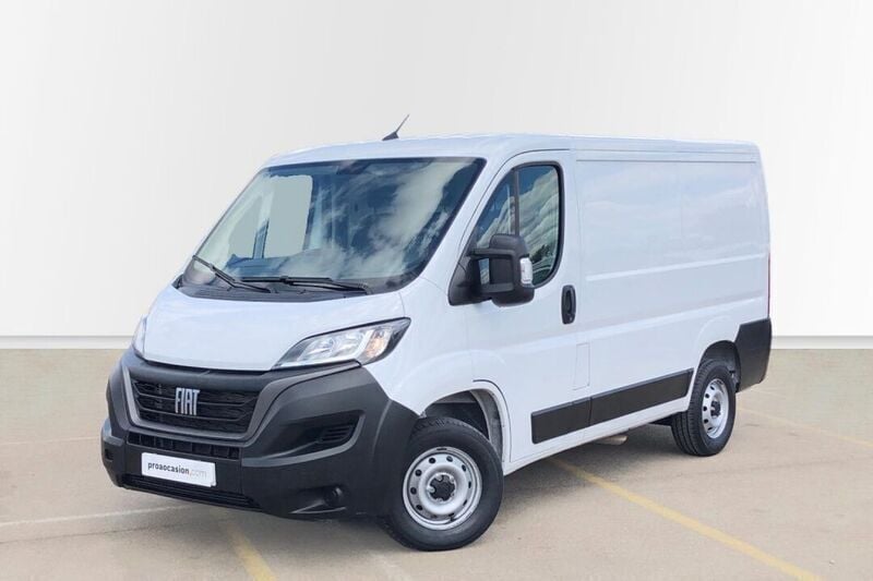 Blanco Usado 2023 Fiat Ducato Van | 26.500 € (Buen precio) - Imagen 1/4
