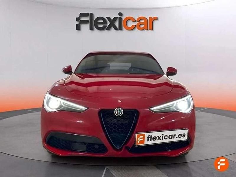 Usado Alfa Romeo Stelvio Sprint 200 CV (147 kW) 2022 Rojo SUV
