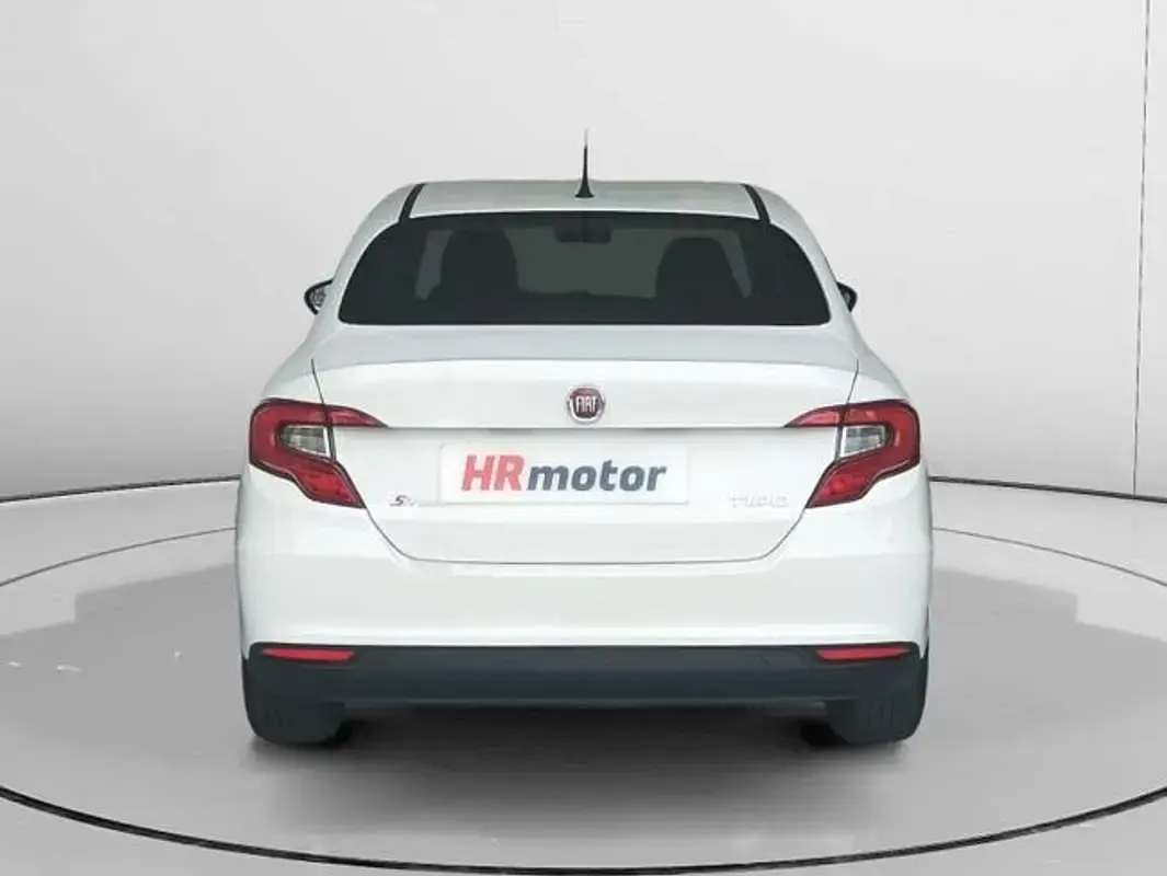 Usado Fiat Tipo Pop 95 CV (69 kW) 2019 Blanco Berlina