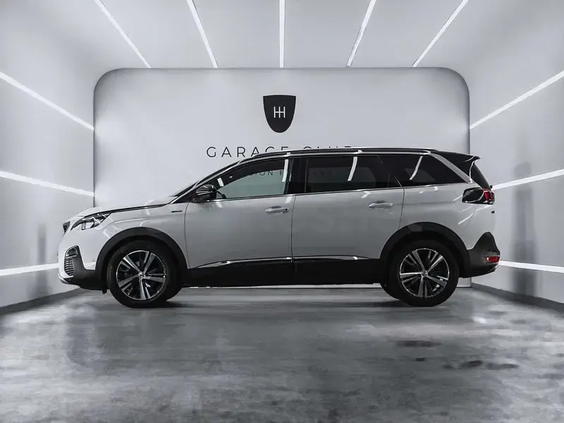 Usado Peugeot 5008 GT-line 131 CV (96 kW) 2020 Blanco SUV
