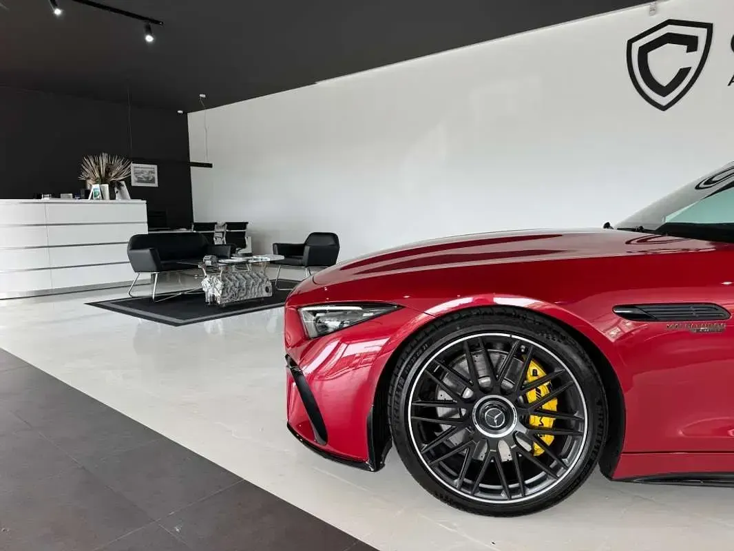 Usado Mercedes SL63 AMG AMG 585 CV (430 kW) 2023 Burdeos Coupe