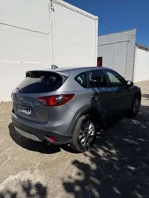 Usado Mazda CX-5 Luxury 174 CV (127 kW) 2014 Gris SUV
