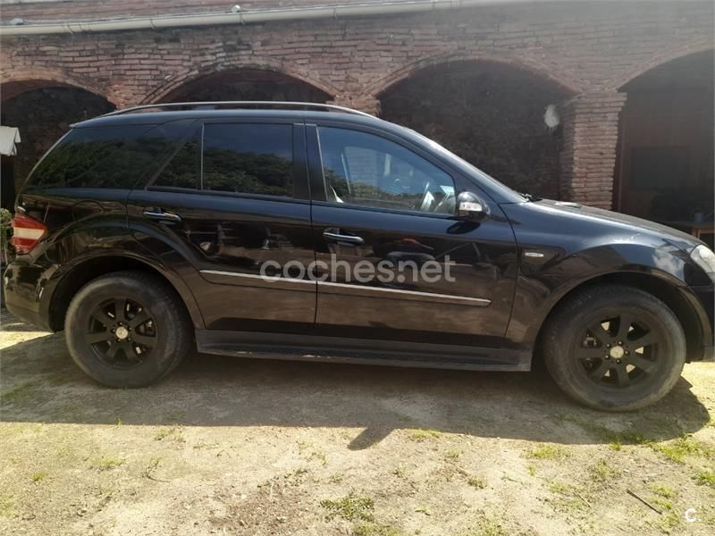 Negro Usado 2008 Mercedes ML320 Edition 1 SUV | 14.000 € (Un poco caro) - Imagen 1/4