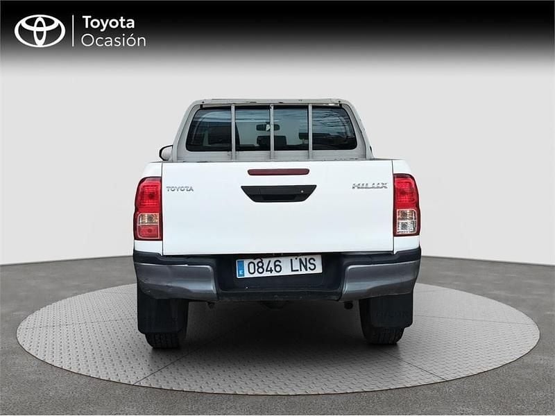 Usado Toyota HiLux 150 CV (110 kW) 2021 Blanco Pickup/Camioneta