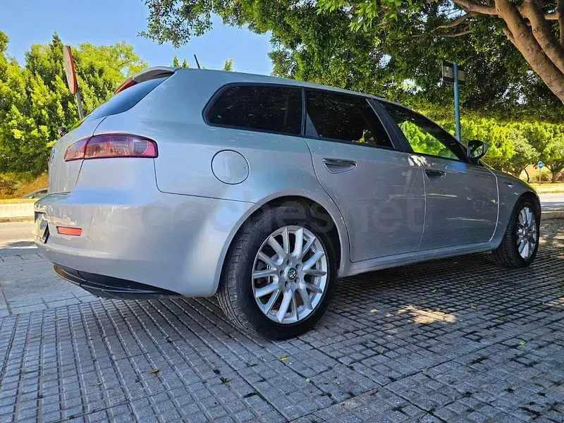 Usado Alfa Romeo 159 Distinctive 150 CV (110 kW) 2008 Azul Berlina