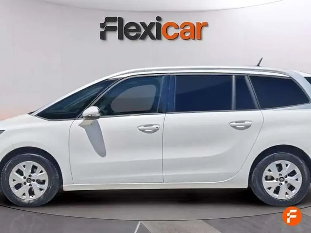 Usado Citroën C4 Feel 131 CV (96 kW) 2020 Blanco Monovolumen