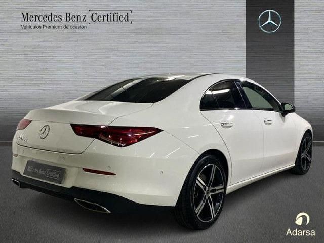 Usado Mercedes CLA200 163 CV (119 kW) 2023 Blanco polar