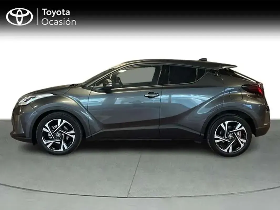 Usado Toyota C-HR Advance 122 CV (89 kW) 2022 Gris SUV