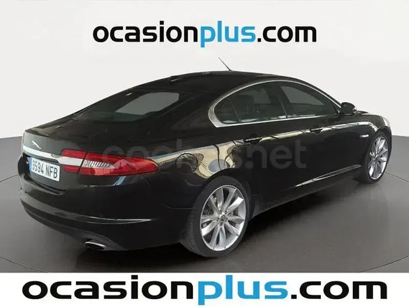 Usado Jaguar XF Portfolio 340 CV (250 kW) 2013 Negro Berlina