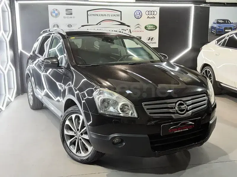 Usado Nissan Qashqai +2 Premium Edition 150 CV (110 kW) 2010 Negro SUV