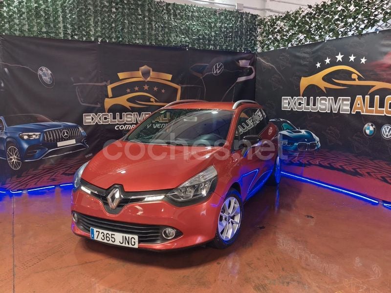 Rojo Usado 2016 Renault Clio GrandTour LIMITED Familiar | 5999 € (Un poco caro) - Imagen 1/4